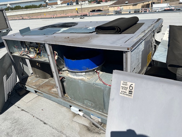 Professional HVAC Service in Houston